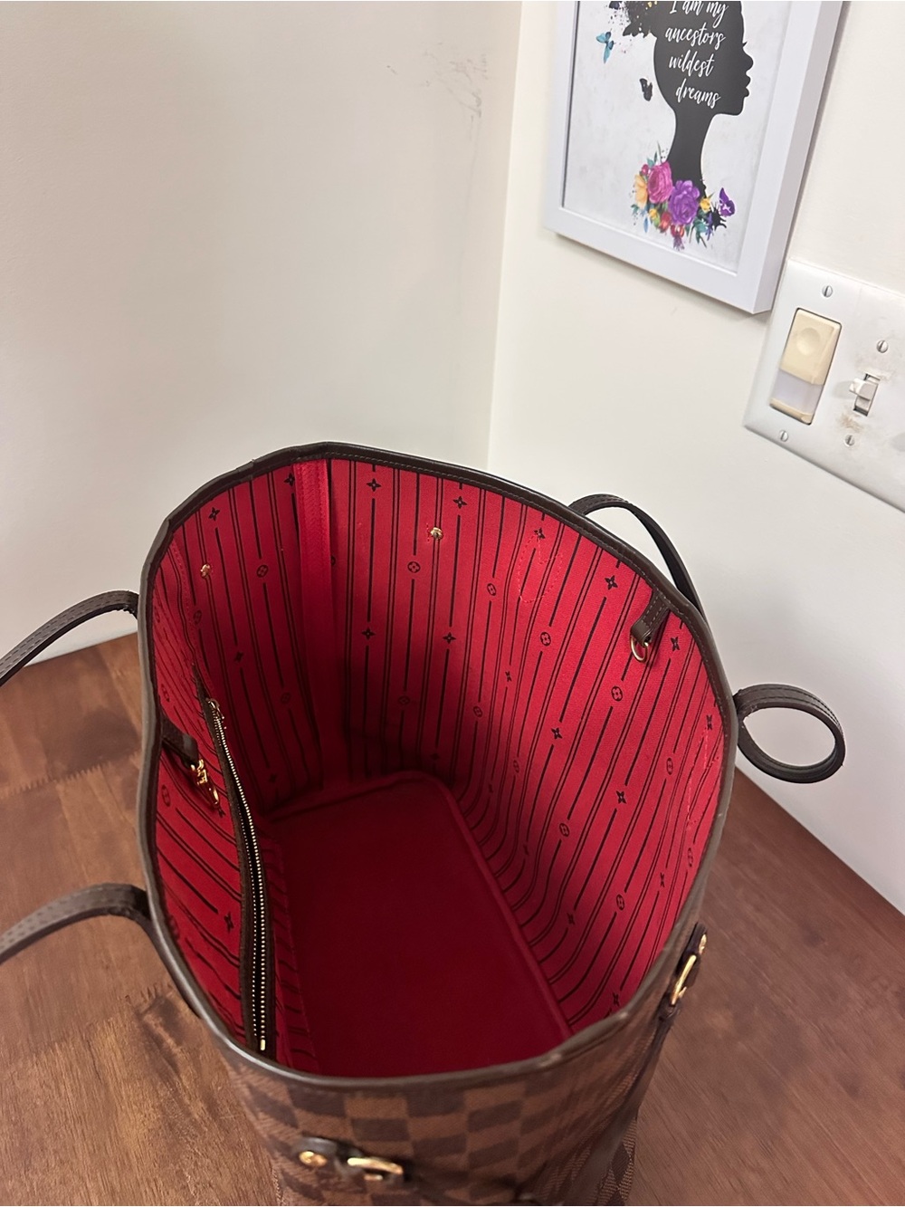 Louis Vuitton Brown Damier Ebene Tote with Red Lining - Picture 10 of 10